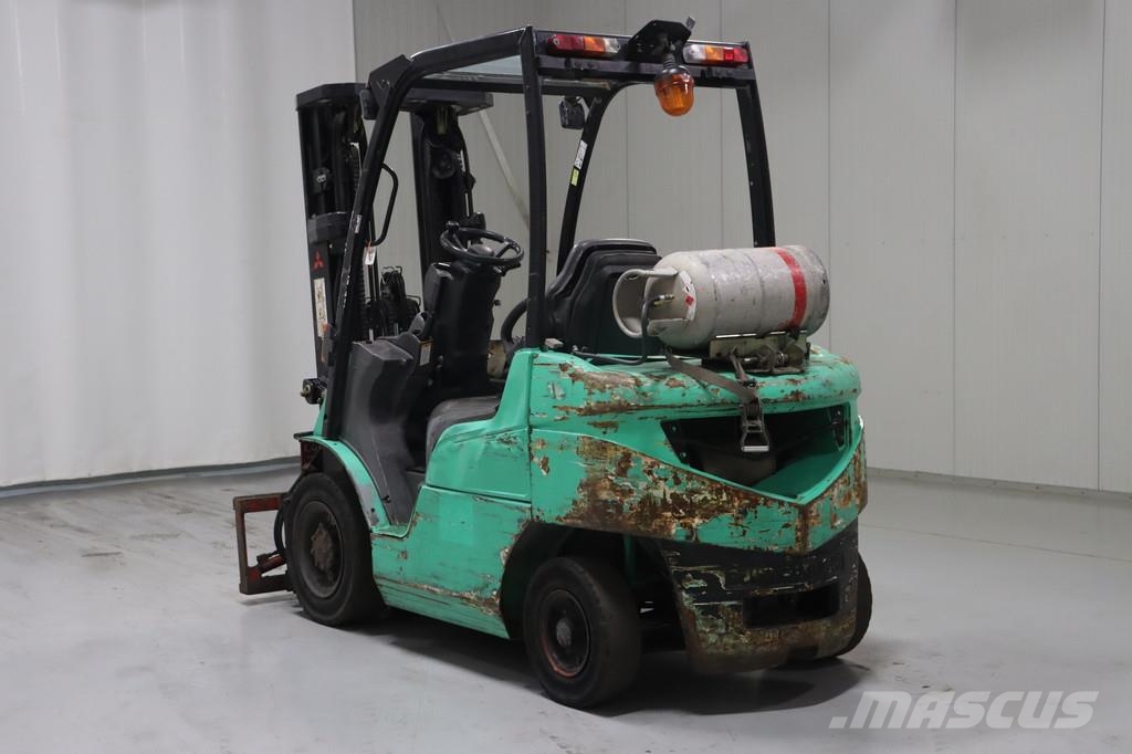Mitsubishi FG25N LPG heftrucks