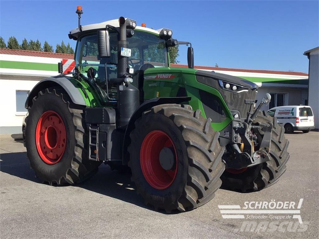 Fendt 936 VARIO GEN7 PROFI PLUS Tractors