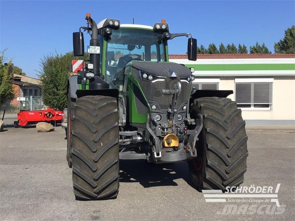 Fendt 936 VARIO GEN7 PROFI PLUS Tractors