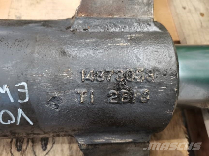 Volvo EW 160B hydraulic cylinder Hidraulika