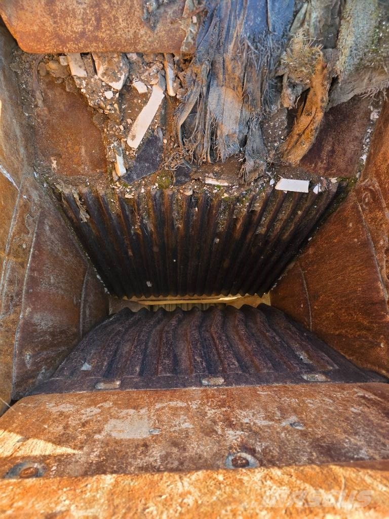 McCloskey J40 Κινητοί σπαστήρες