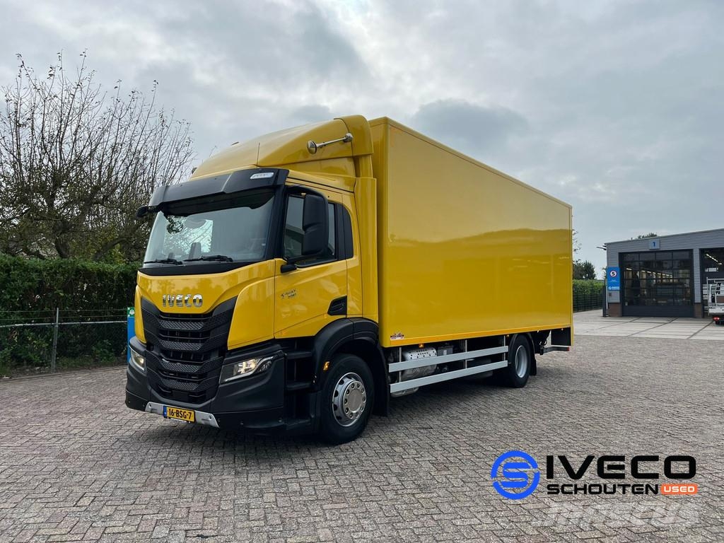 Iveco S-Way AD190S33/P | 330 PK | dHollandia | Camiones con caja de remolque