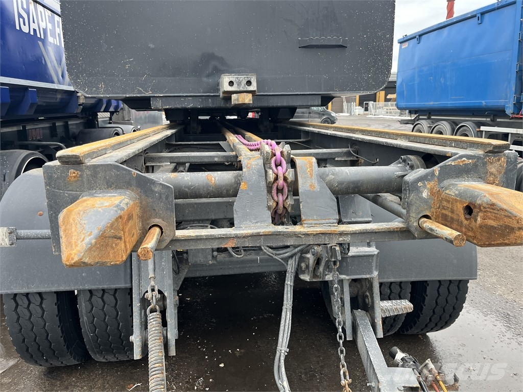 Volvo FH 16 750 شاحنات قلابة