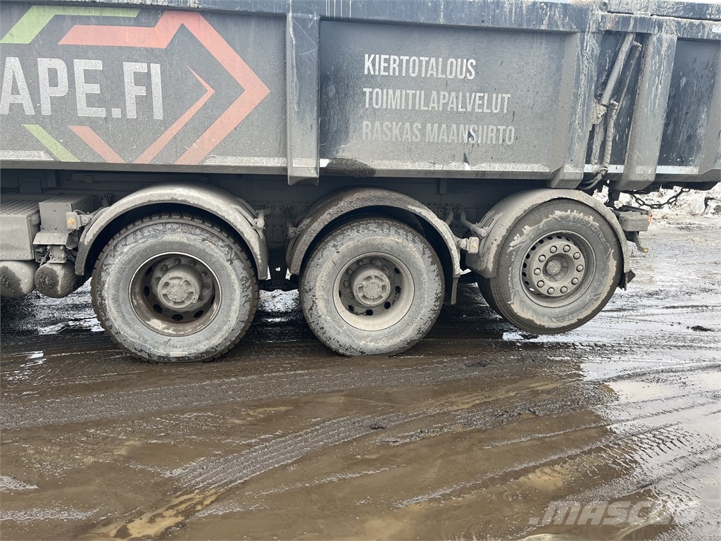 Volvo FH 16 750 شاحنات قلابة