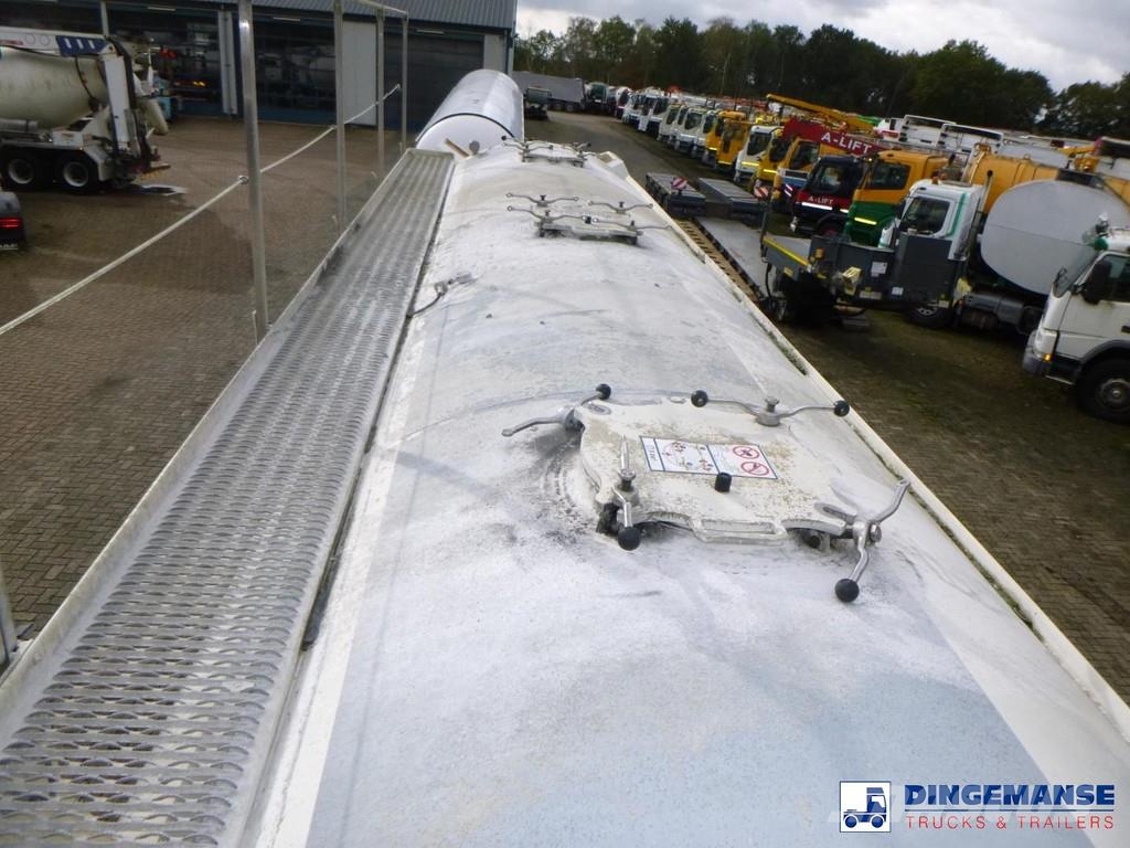 Feldbinder Powder tank alu 40 m3 + engine/compressor Напівпричепи-автоцистерни
