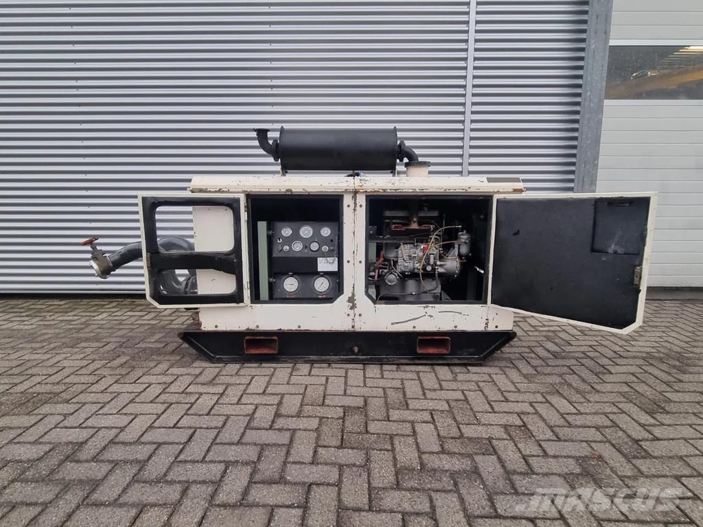 Nijhuis Mercedes-Benz OM636 Bombas de água