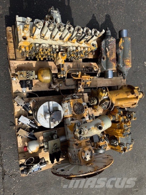Liebherr A 902 USED HYDRAULIC COMPLET PARTS Hydraulika