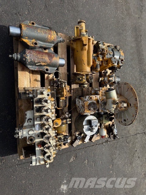 Liebherr A 902 USED HYDRAULIC COMPLET PARTS Hydraulika