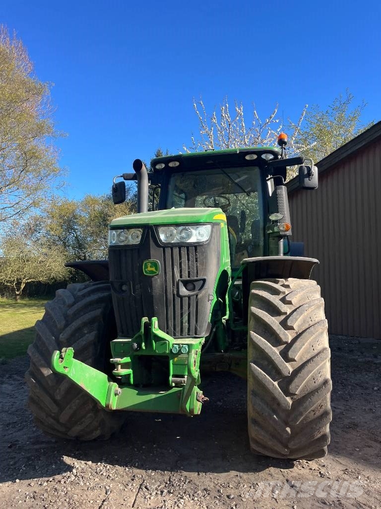 John Deere 7230 R 트랙터
