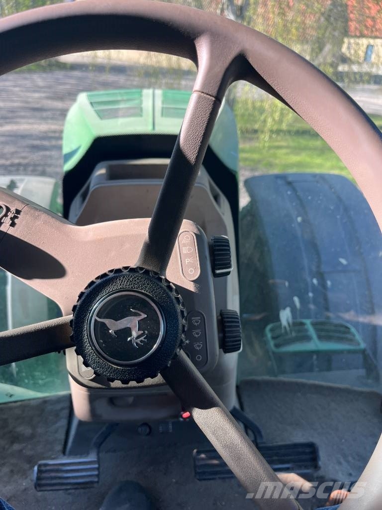 John Deere 7230 R 트랙터