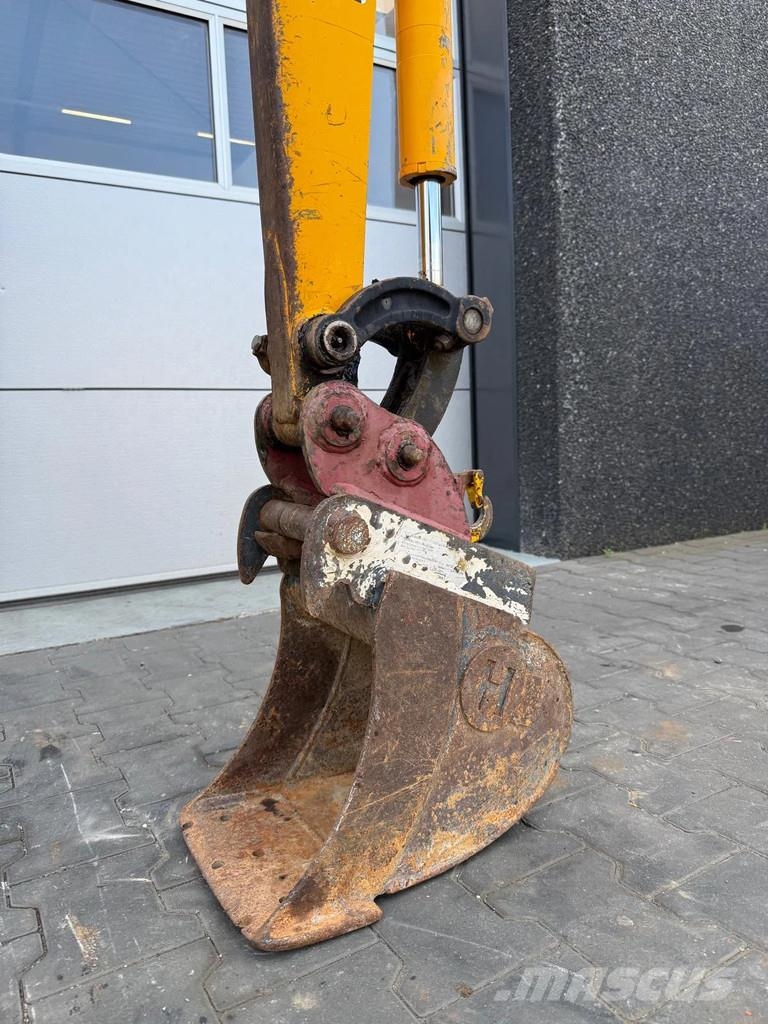 JCB 8016 Mini ekskavatörler, 7 tona dek