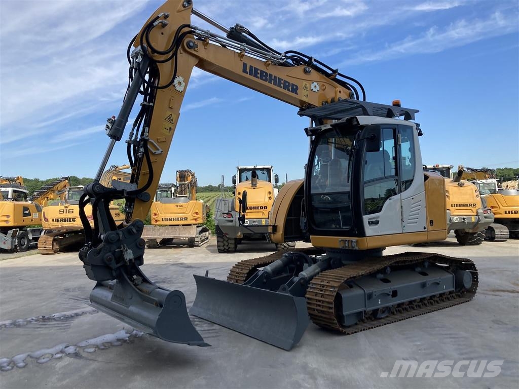 Liebherr R 914 Compact Litronic Crawler excavators