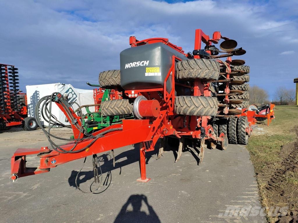 Horsch Focus 6 TD مثاقيب مدمجة