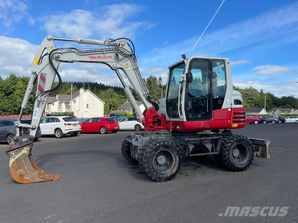 Takeuchi TB295W Lastik tekerli ekskavatörler
