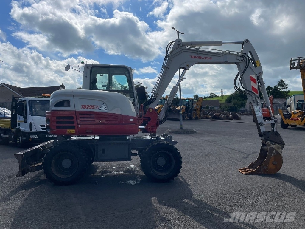 Takeuchi TB295W Lastik tekerli ekskavatörler