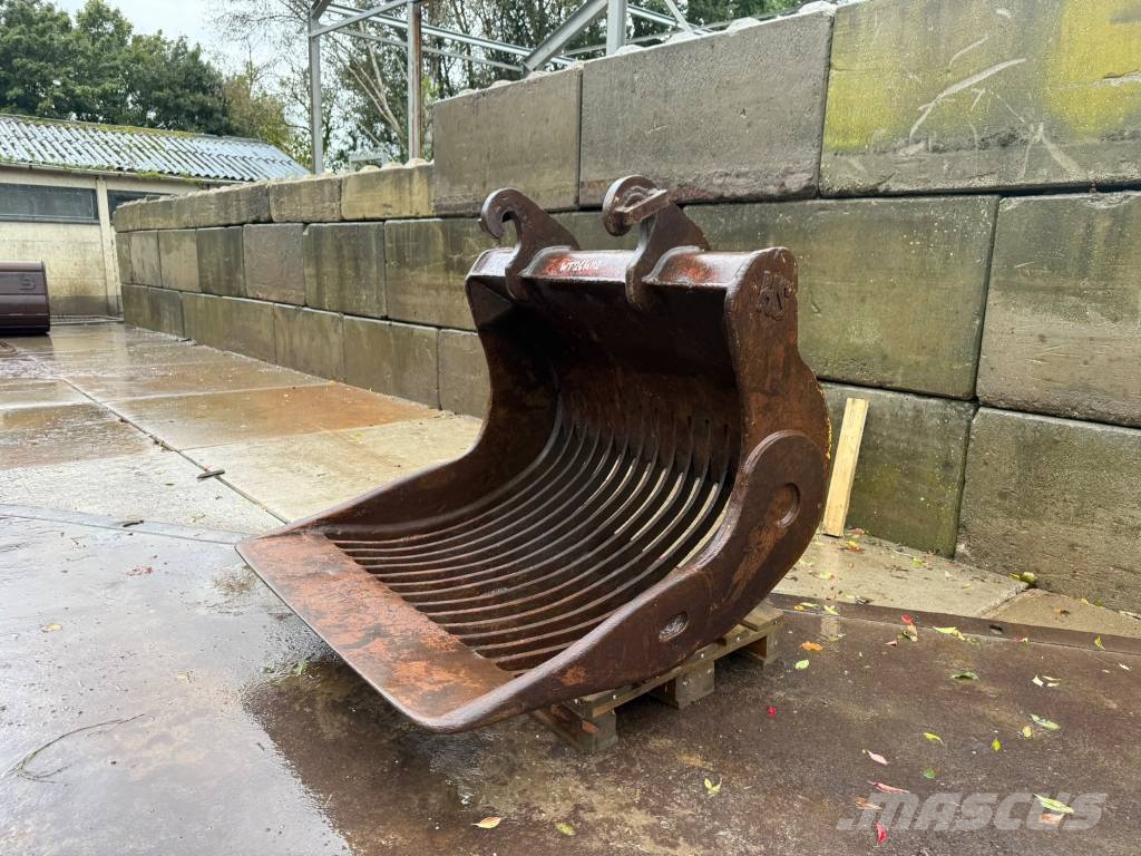 SAES CW30 skeleton bucket/ puinriek/ Sieblöffel 130cm wide دلاء فحص
