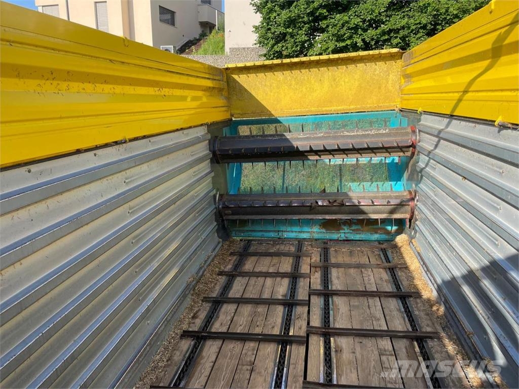 Mengele Roto Bull 6000/2 Opraapwagens