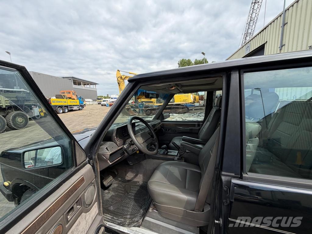 Range Rover Rover Vogue - SUV - 4x4 - Manual Gearbox - Automat Auto's