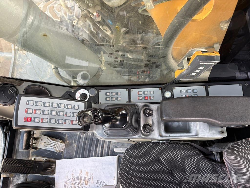 Liebherr A918 Wheeled excavators