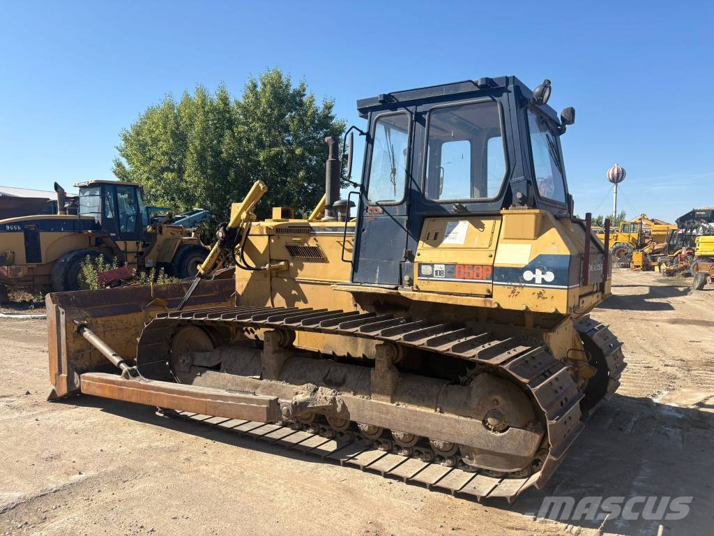 Komatsu D 58 P-1 Buldožeri gusjeničari