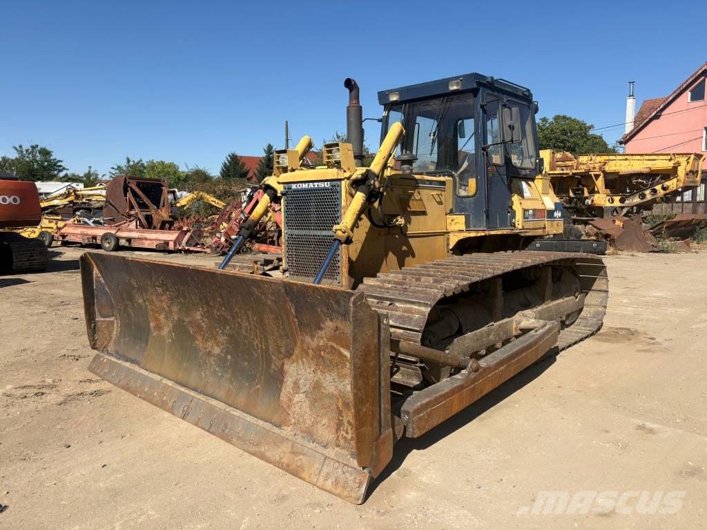 Komatsu D 58 P-1 Buldožeri gusjeničari