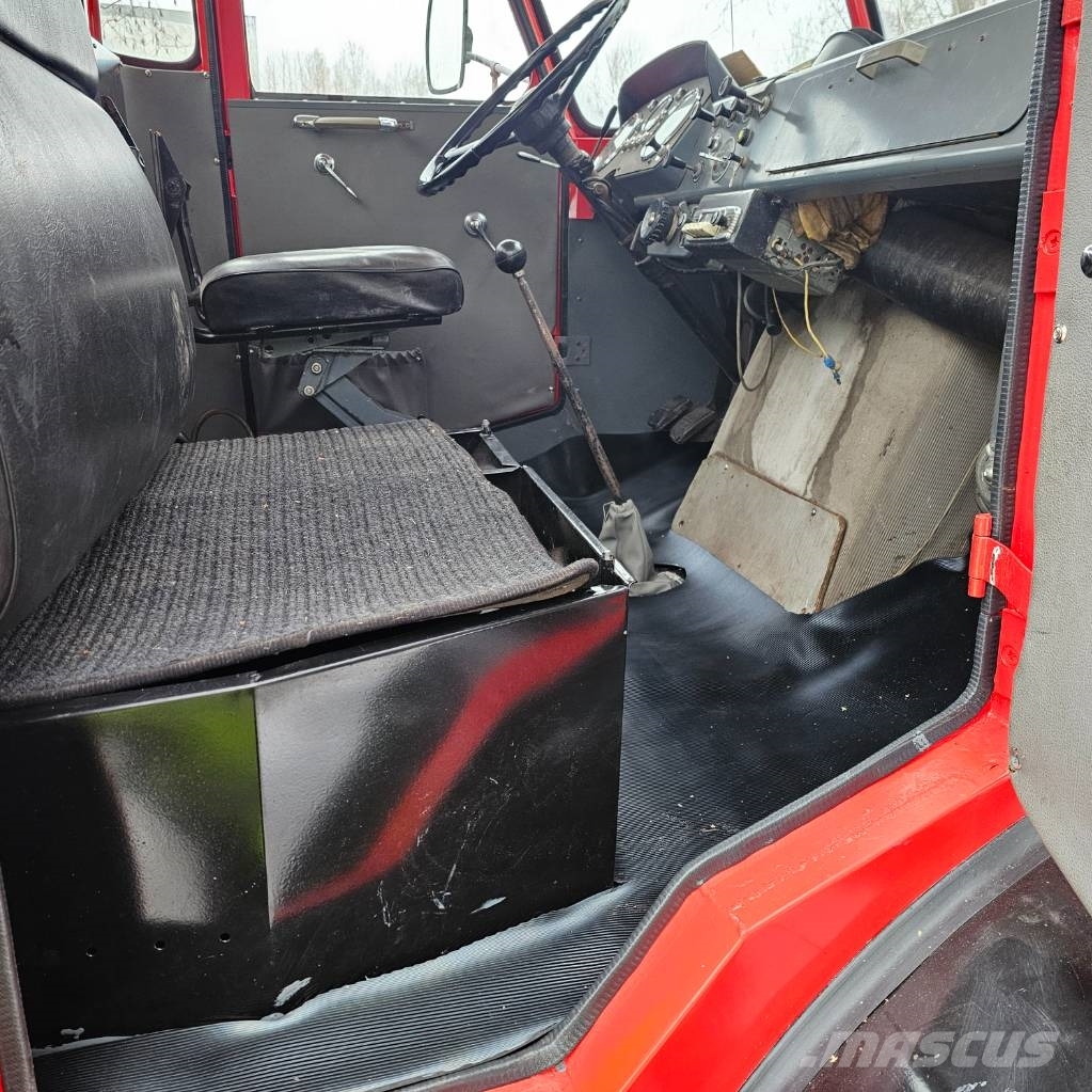 Sisu L131 CVT 4x2/4400 Bañeras basculantes usadas