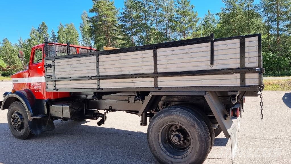 Sisu L131 CVT 4x2/4400 Bañeras basculantes usadas