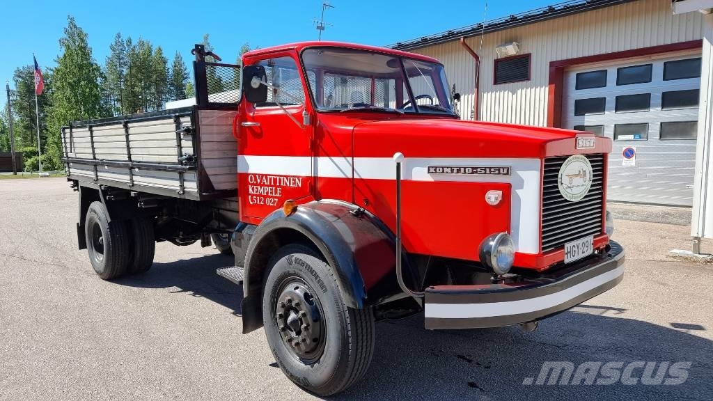 Sisu L131 CVT 4x2/4400 Bañeras basculantes usadas