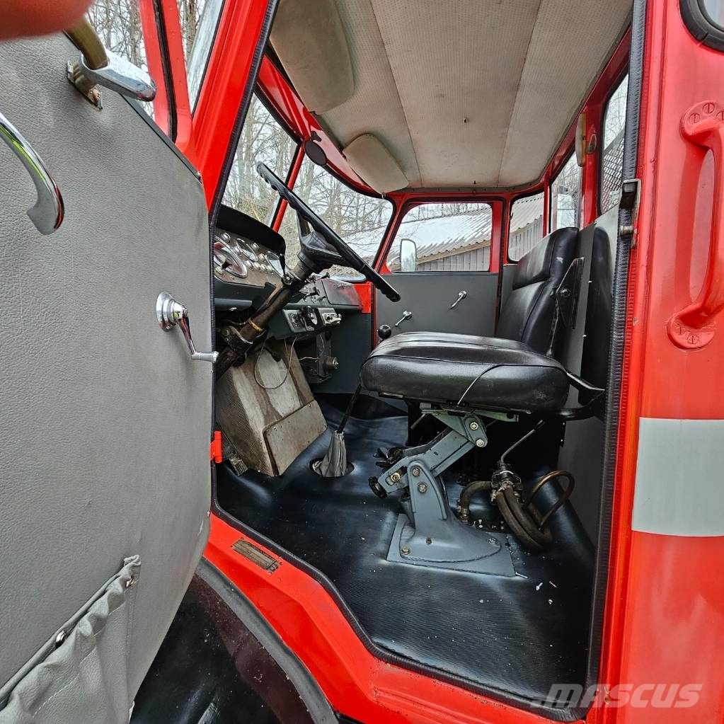 Sisu L131 CVT 4x2/4400 Bañeras basculantes usadas
