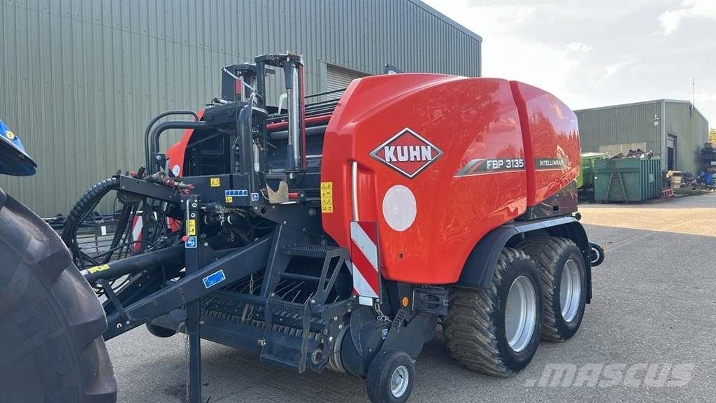 Kuhn FBP 3135 Baler-Wrapper Combination 圓型牧草打包機
