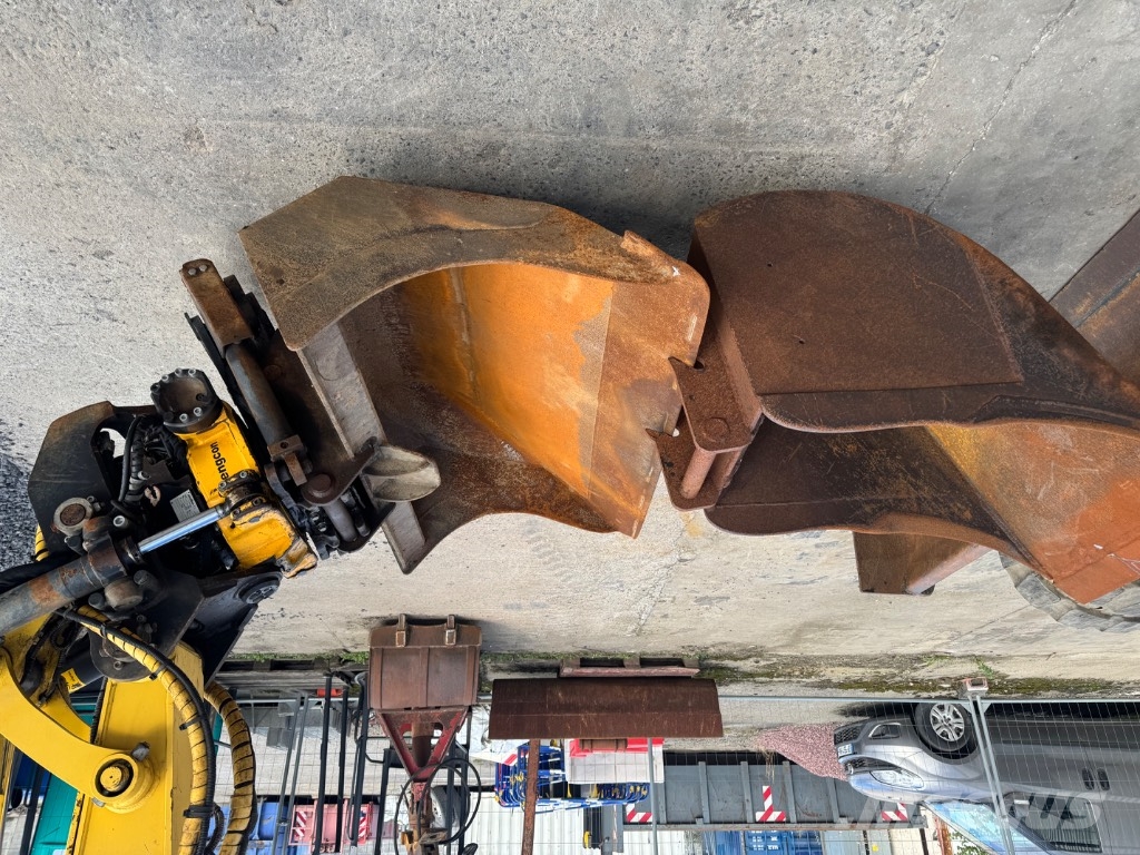 Yanmar SV100 (AF454) Közepes (midi) kotrók 7 t - 12 t
