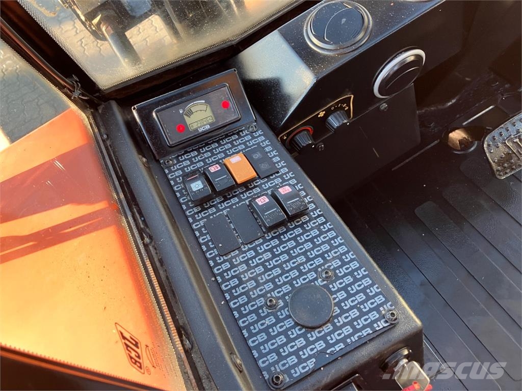 JCB 930-4 T4 ماكينات زراعية - غير ذلك