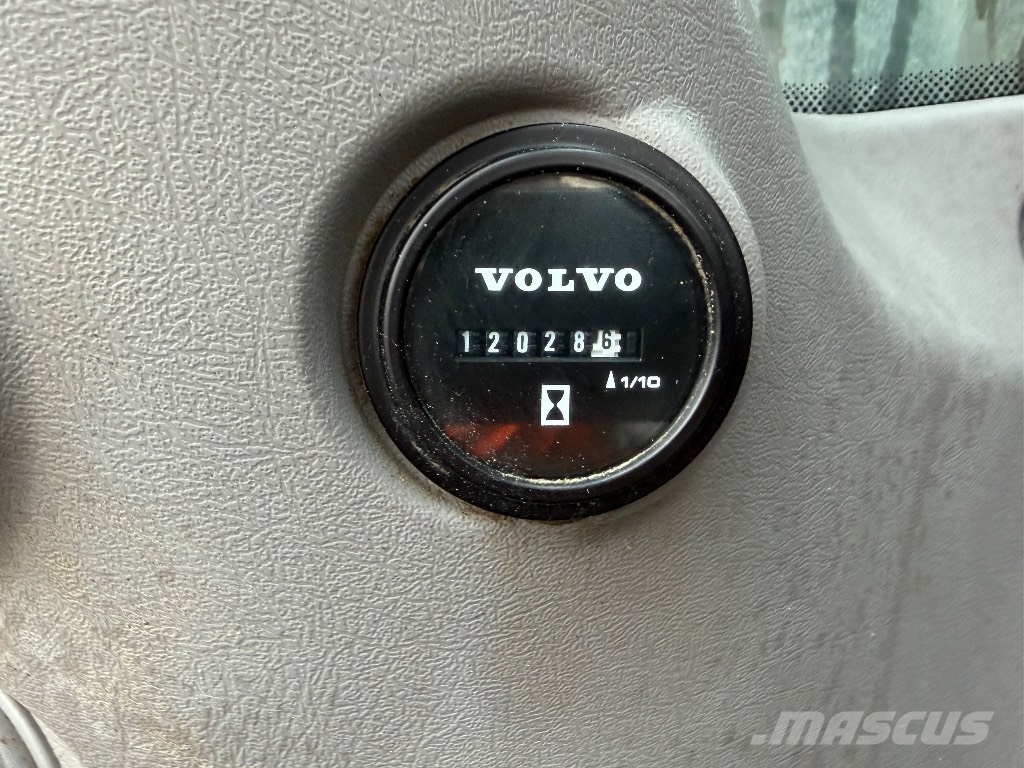 Volvo EC 250 EL Excavadoras de cadenas