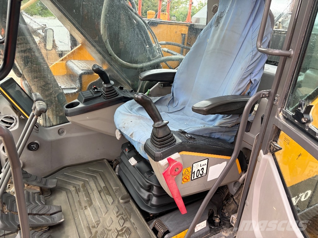 Volvo EC 250 EL Excavadoras de cadenas