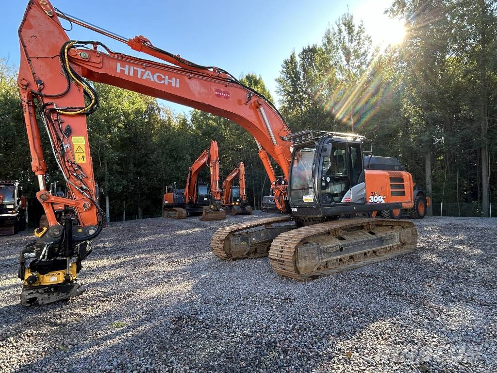Hitachi ZX 300 LC-6 Kāpurķēžu ekskavatori