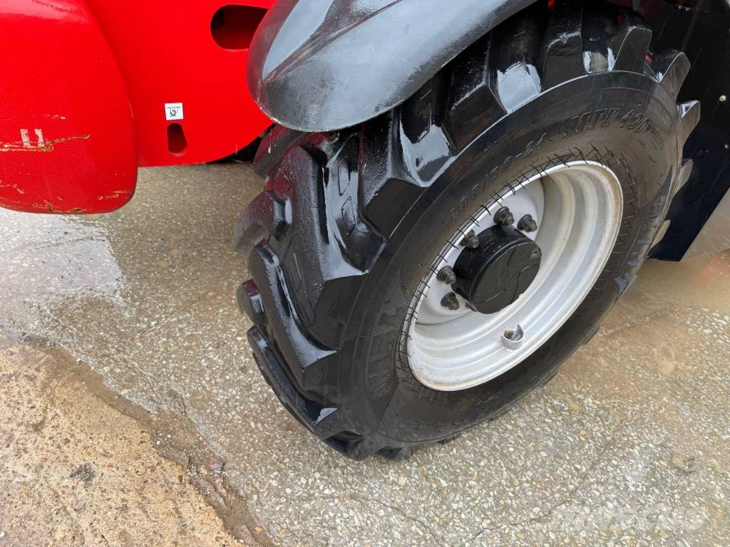 Manitou MT1840 مناولات متداخلة