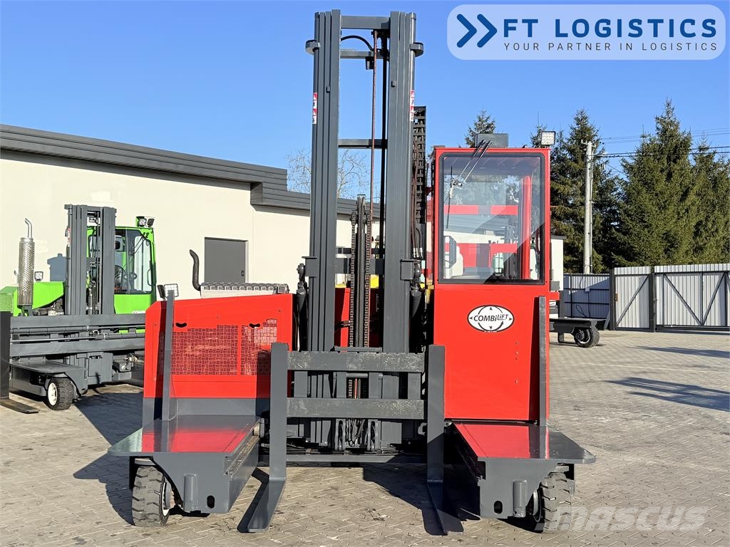 Combilift C3000GST | GAS | TRIPLEX 8300MM | FREE-LIFT | FORK Four-way truck