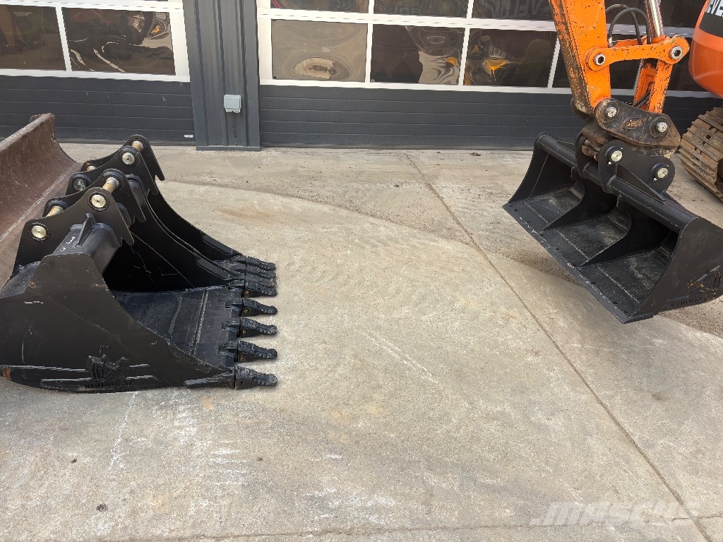 Doosan DX 85 R-3 Excavadoras 7t - 12t