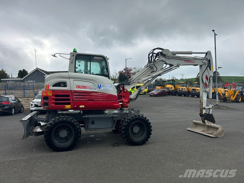 Takeuchi TB295W ( 3 piece boom ) 轮式挖掘机