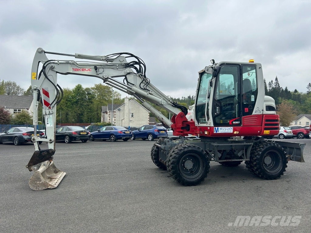 Takeuchi TB295W ( 3 piece boom ) 轮式挖掘机