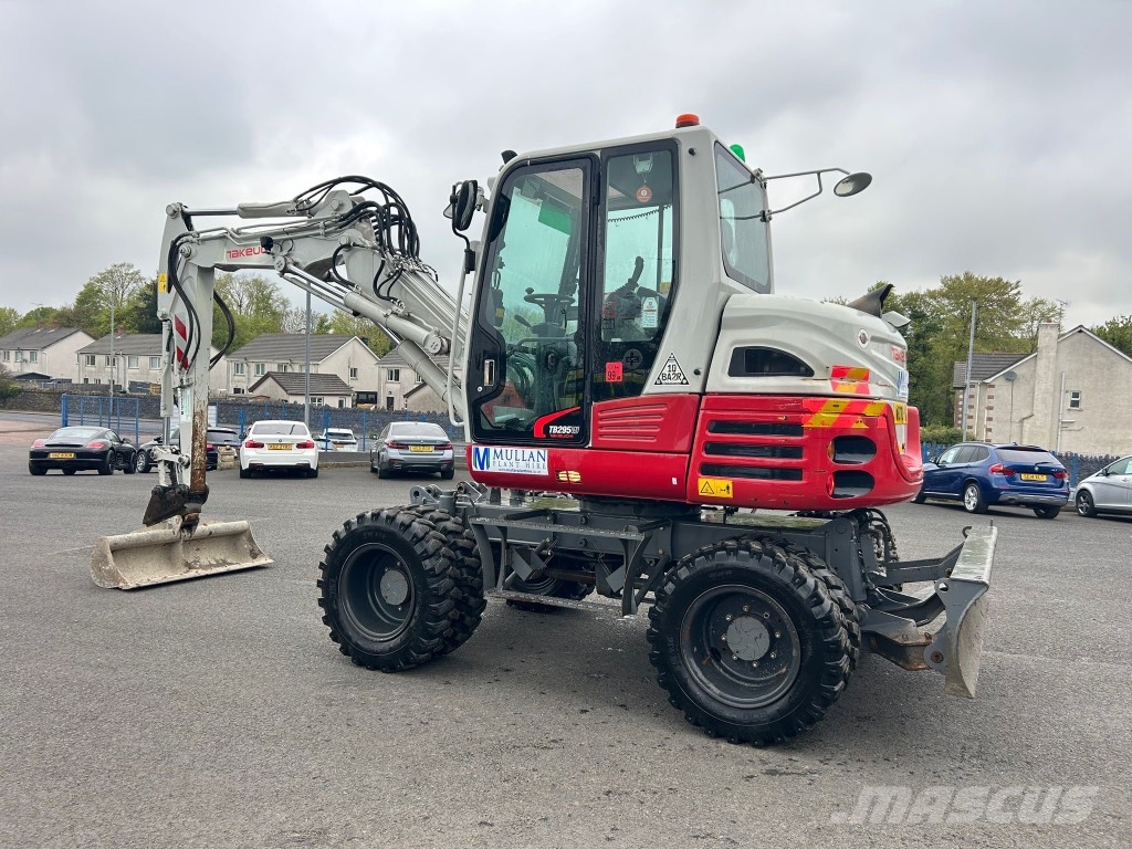Takeuchi TB295W ( 3 piece boom ) 轮式挖掘机