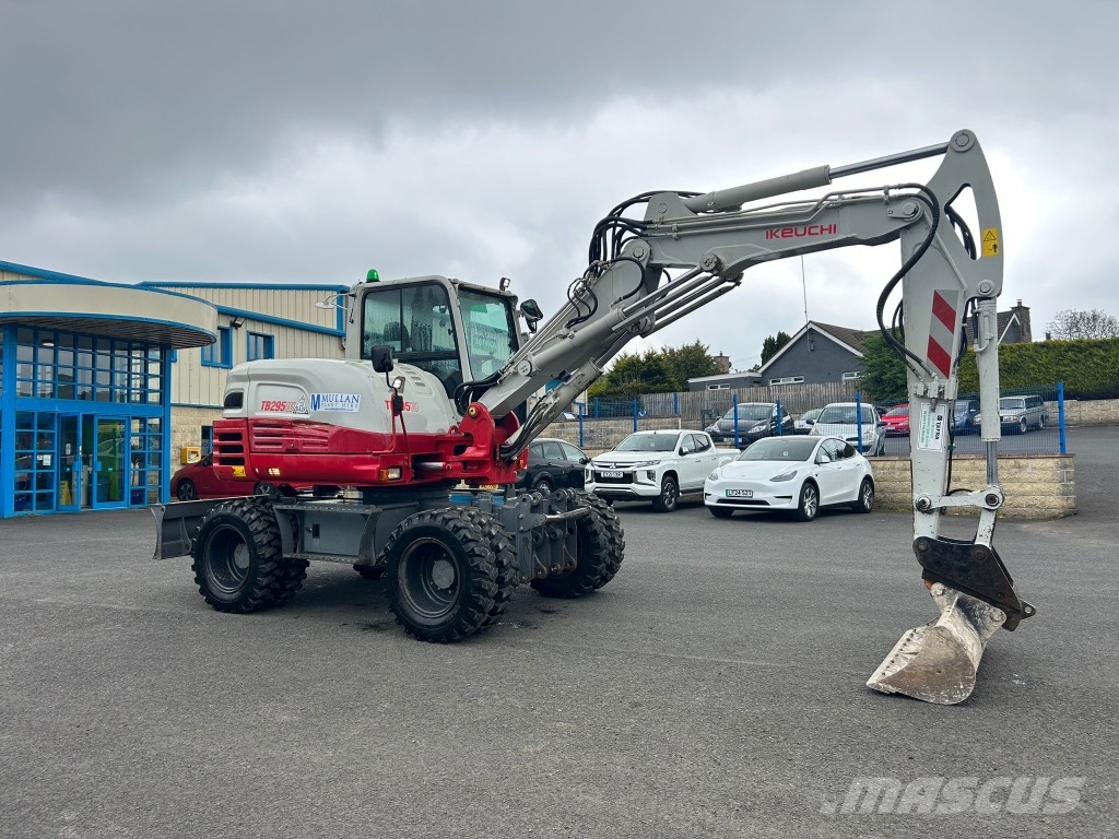 Takeuchi TB295W ( 3 piece boom ) 轮式挖掘机