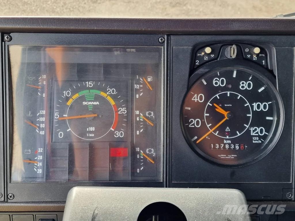Scania R142-V8 420 V8 - Old timer - Clean chassis/cab/int Naudoti vilkikai