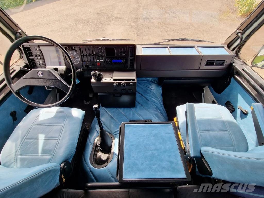 Scania R142-V8 420 V8 - Old timer - Clean chassis/cab/int Naudoti vilkikai