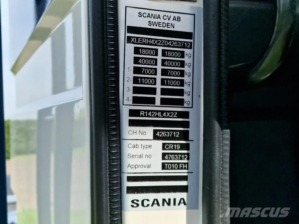 Scania R142-V8 420 V8 - Old timer - Clean chassis/cab/int Naudoti vilkikai