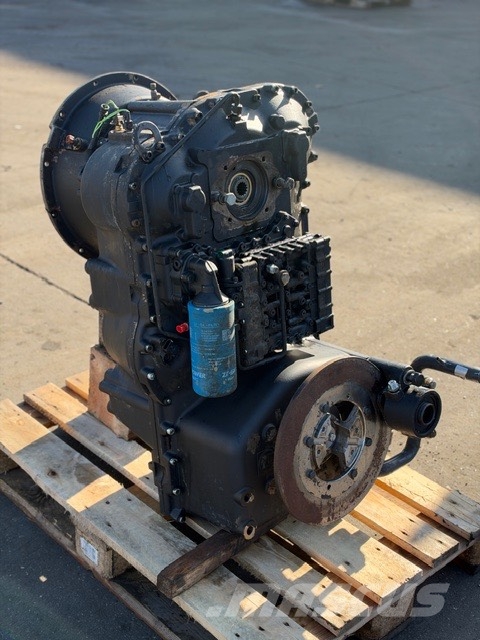 Doosan DL 300-5 USED TRANSMISSION ZF 210 أجهزة نقل