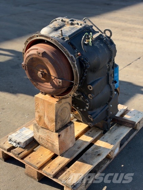 Doosan DL 300-5 USED TRANSMISSION ZF 210 أجهزة نقل