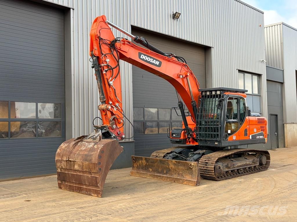 Doosan DX180LC-3 Kāpurķēžu ekskavatori