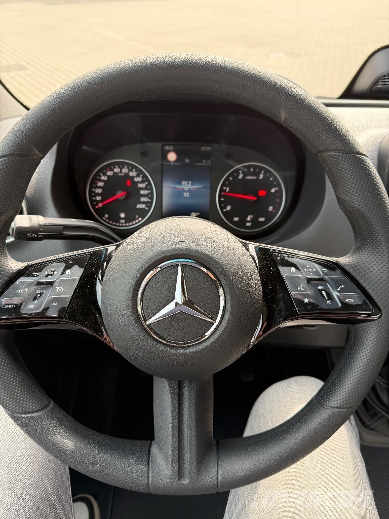 Mercedes-Benz Sprinter Varevogne