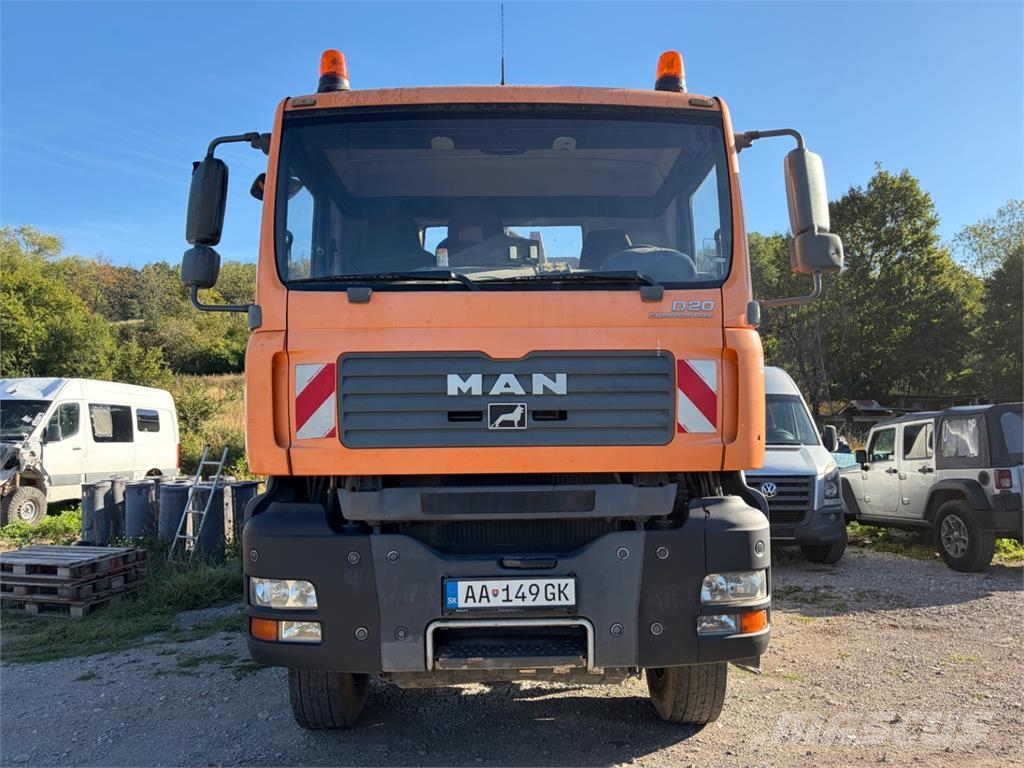 MAN TGA 28.350 6X4-4 BL شاحنات بمقصورة وهيكل